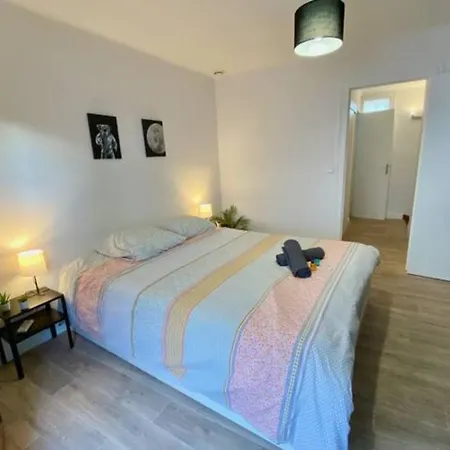 Le Carmen - Terrase - Garage - Clim * Ним